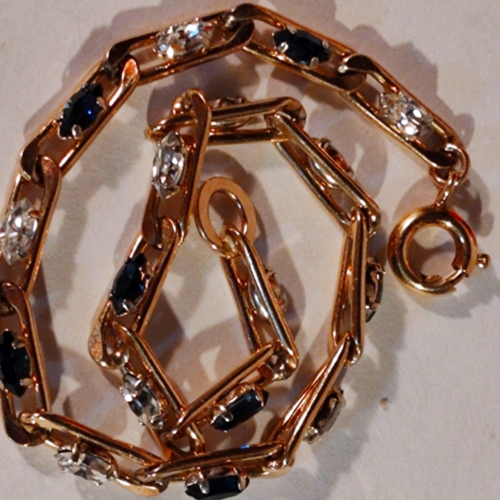 Krementz vintage bracelet like new condition